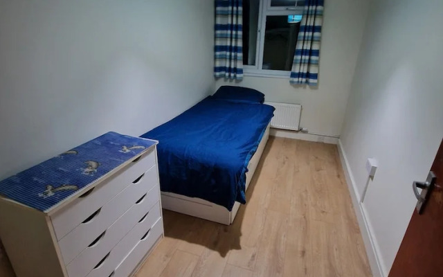 SnoozeDen Chalvey – Free Parking, Near M4 J6