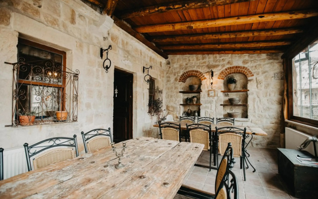 Meleklerevi Cave Hotel