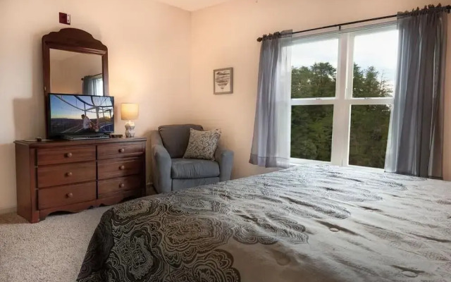 Whispering Pines Condominium 132