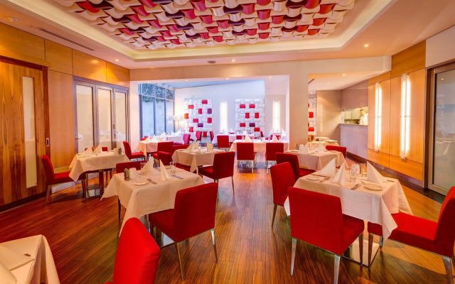 Mantra Charles Hotel Launceston