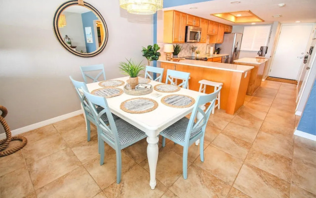 Ponce de Leon Towers 703