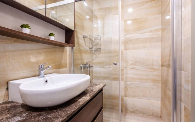 Missafir Flat With Superb Location in Nisantasi