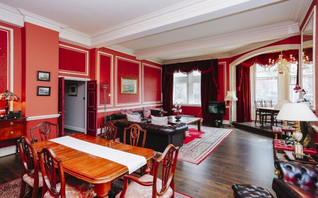 Gorgeous Royal Mile Mansion Apartment