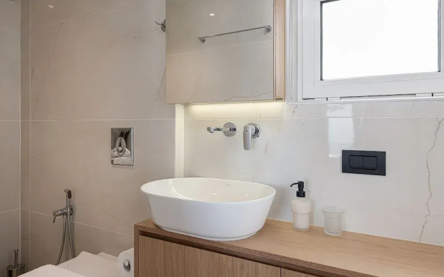 Elia Penthouse