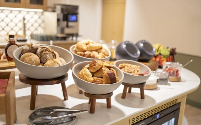 Citadines Toison d'Or Brussels