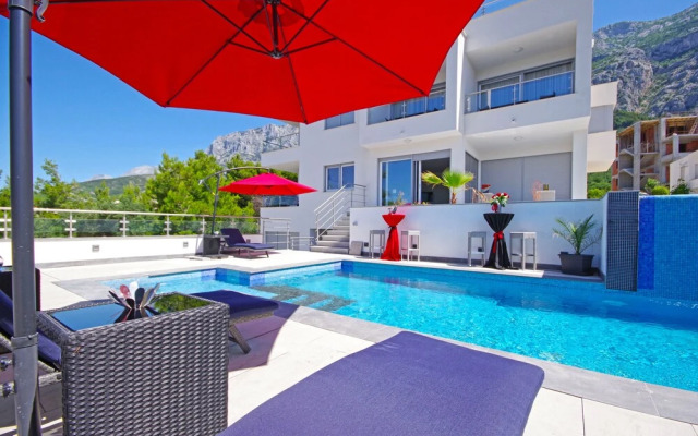 Villa Inis