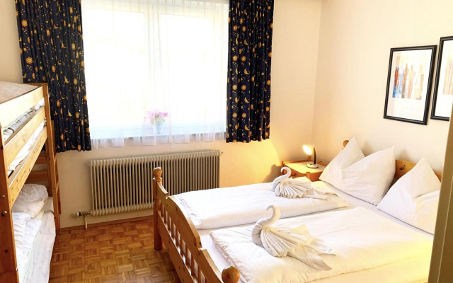 Mountain View 1-Bedroom Apartment-Top 1