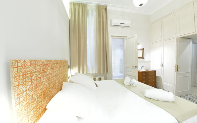 Mihlton Barcelona Boutique B&B