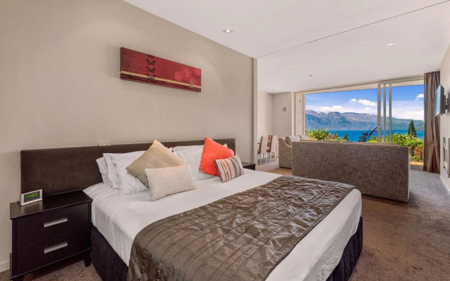 Highview Apartments – Guest Rooms – Queenstown