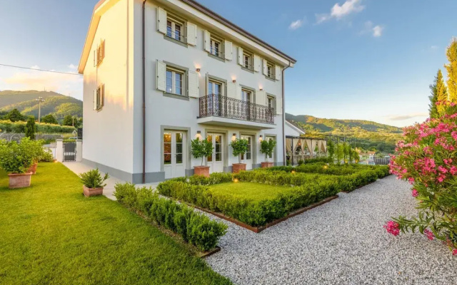 Villa Asti in Segromigno in Monte
