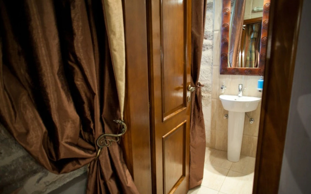 Forza Lux Guest House