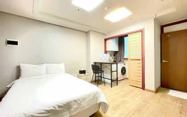 Cloud 9 Residence