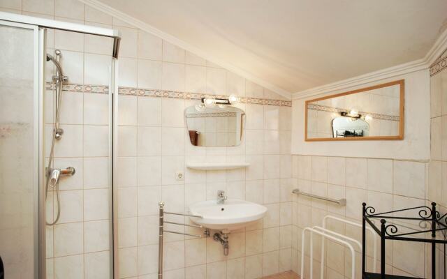 Comfortable Apartment in Saalbach-hinterglemm Near Ski Area