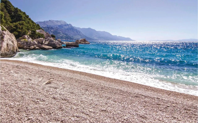 Three-Bedroom Apartment Omis with Sea view 07