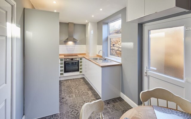 Host Stay Woods Yard