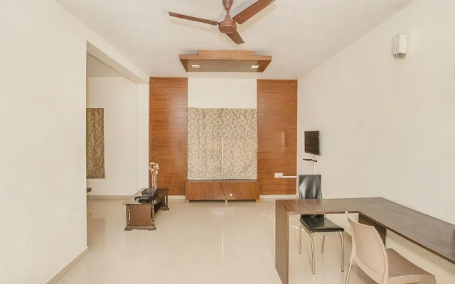 OYO 10722 Simera Service Apartments