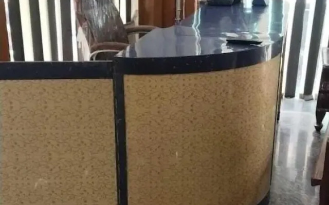 OYO Shri Veni Madhav Hotel