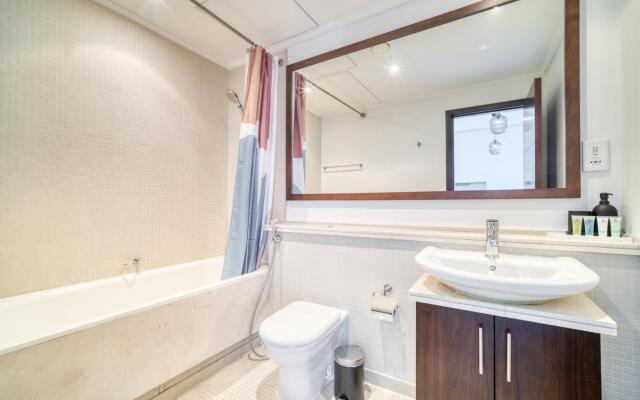 Attessa - 1405- DM in Dubai