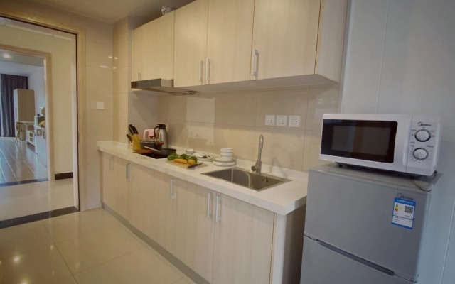 Phoenix Apartment by LINK