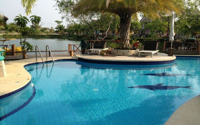 Bangchong Marina Resort