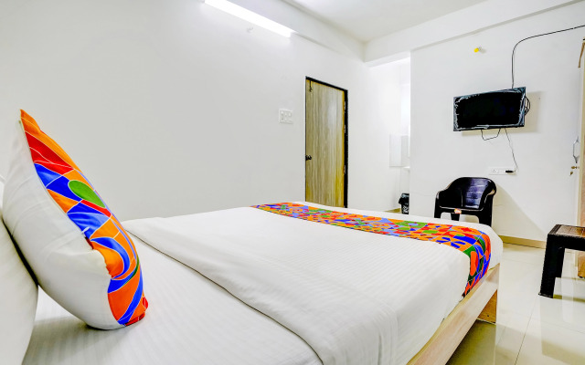 Fabhotel Shivsai Suites