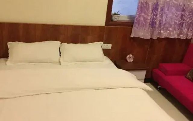 Zhumadian health Hotel