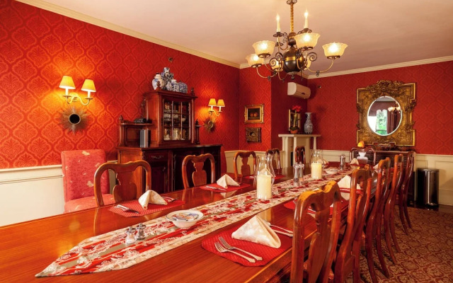 Ivy Lodge Bed & Breakfast