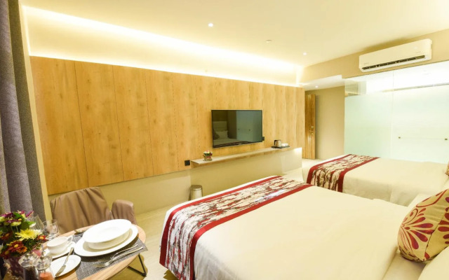 Red Hotel Cubao, Quezon City