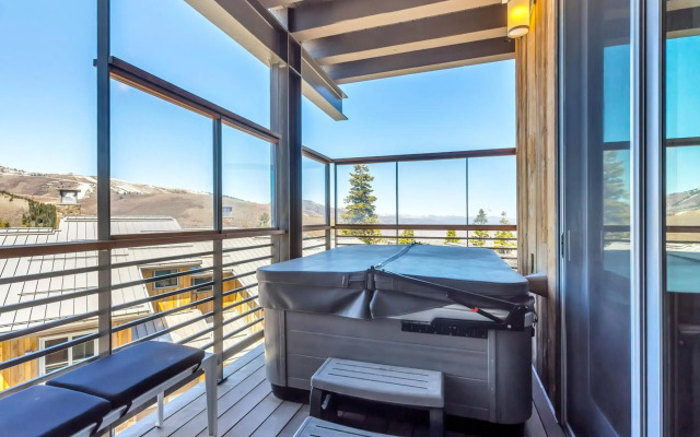 Stein Eriksen Residences