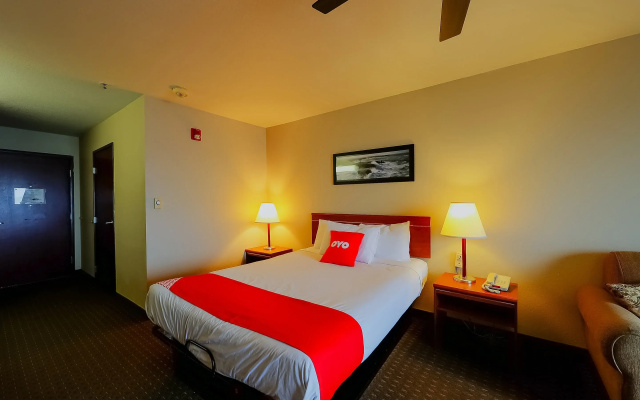 Siletz Bay Beachfront Hotel by OYO Lincoln City