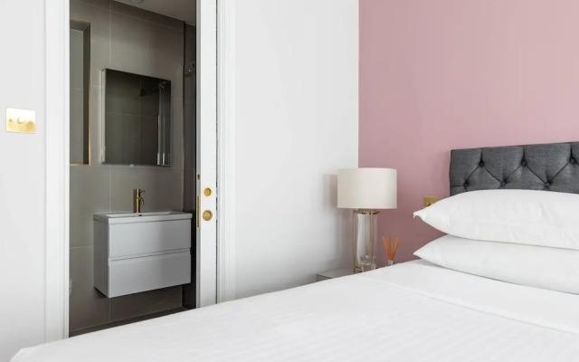 Westbourne Park Road Xviii by Onefinestay