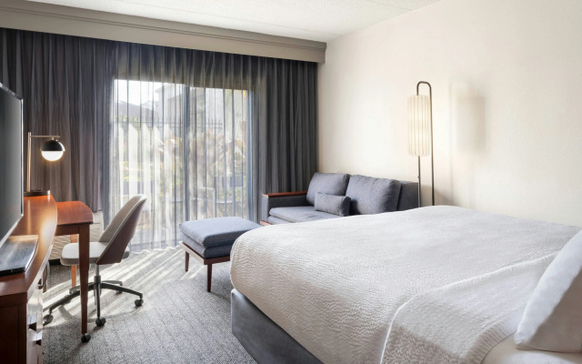 Courtyard by Marriott Tampa Westshore/Airport