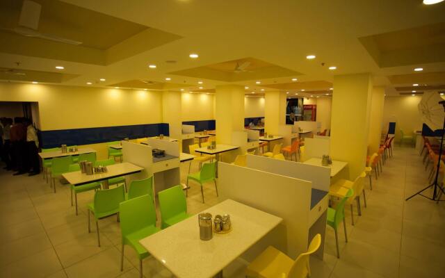 Hotel Ganpat Grand, Palani