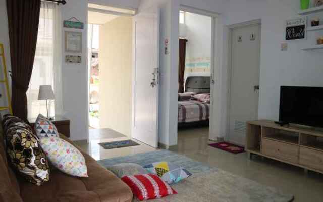 Villa Poermira 2 Batu - Two Bedroom