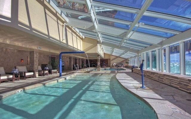 One Ski Hill Place S8322