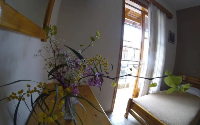Anesi Rooms To Rent