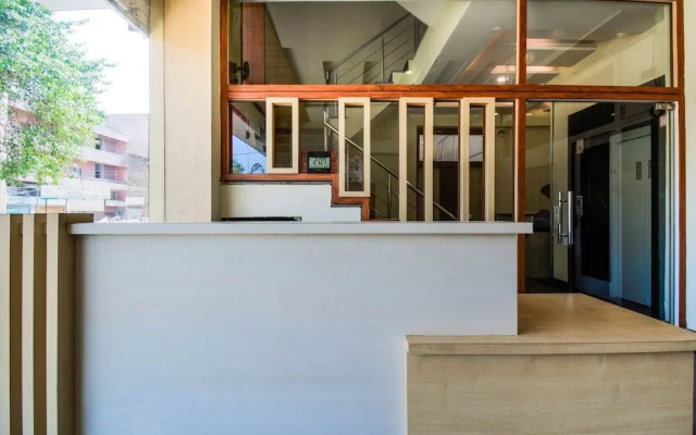 Mark Inn by OYO Rooms