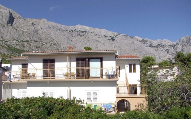 Apartment With 3 Bedrooms in Baška Voda, With Furnished Terrace and Wi