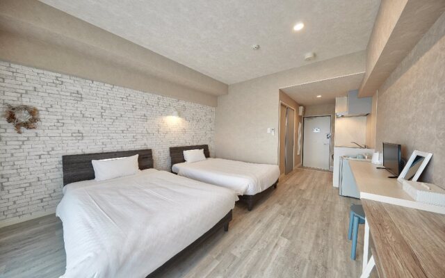 Hotel 385