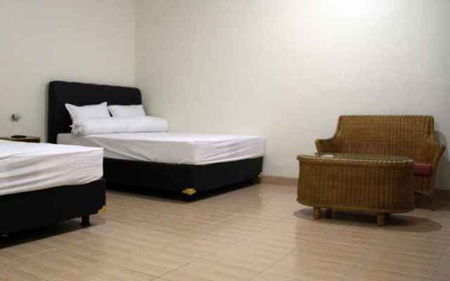 Green Leaf Guest House