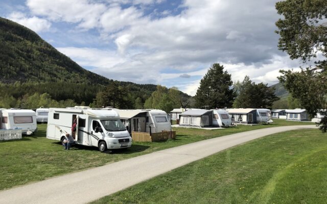 Toftemo Turiststasjon Hytter