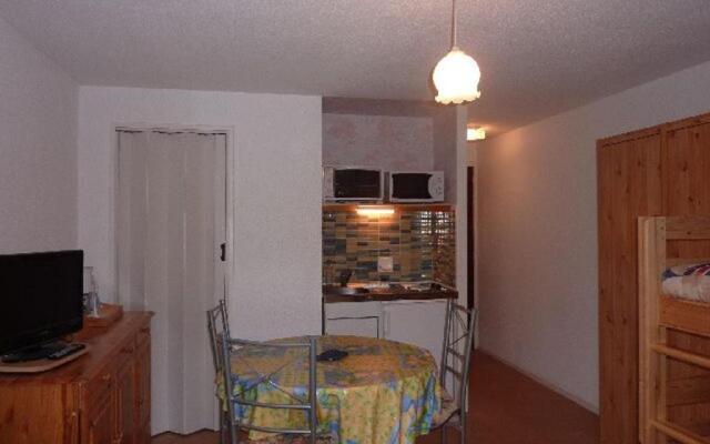 Appartement Mont-Dore, 1 pièce, 4 personnes - FR-1-608-122