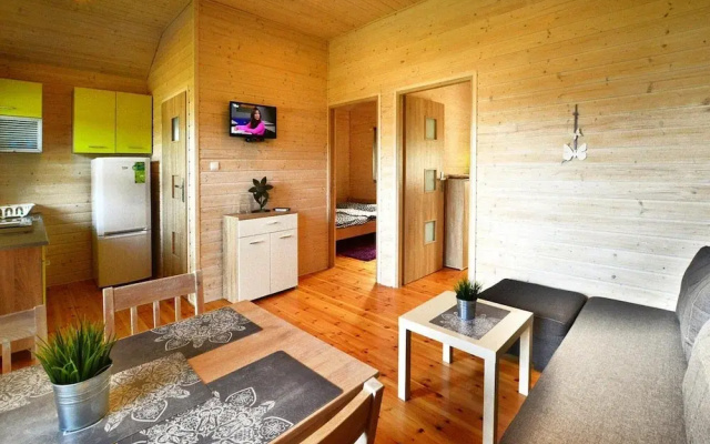 Holiday Homes With Pool and Jacuzzi