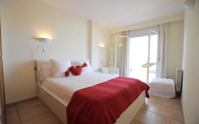Apartment With 3 Bedrooms in Portals Nous, With Wonderful sea View, Po
