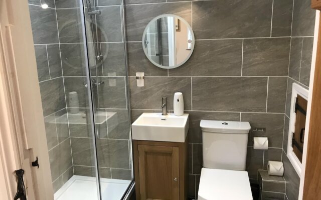 2 Bed Barn Alton Towers Chatsworth Polars Peaks