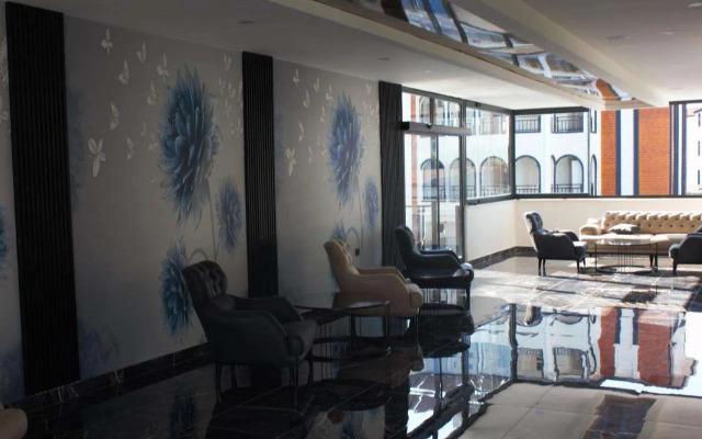 Akalia Suite Hotel & Spa