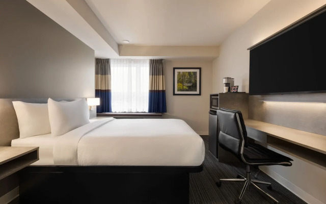 Microtel Inn & Suites By Wyndham Boisbriand