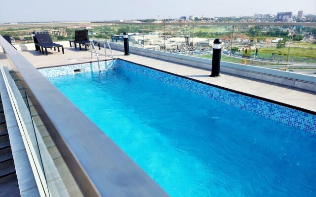 Chafford Suite-Douglas Luxury Apartments