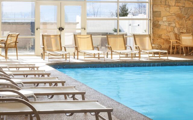 Wyndham Providence Airport