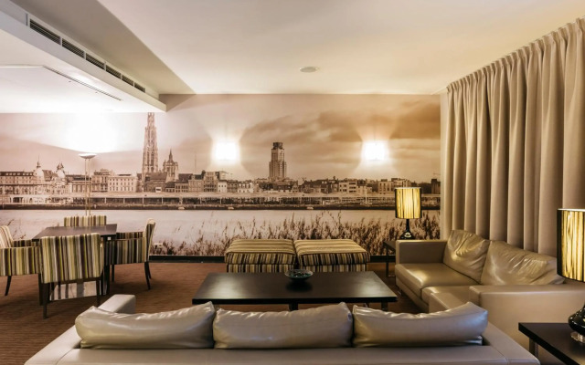 Astoria Hotel